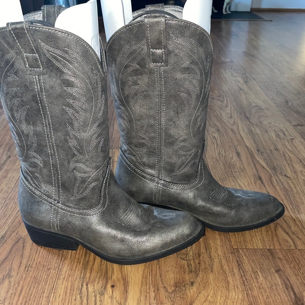 Cowboy boots